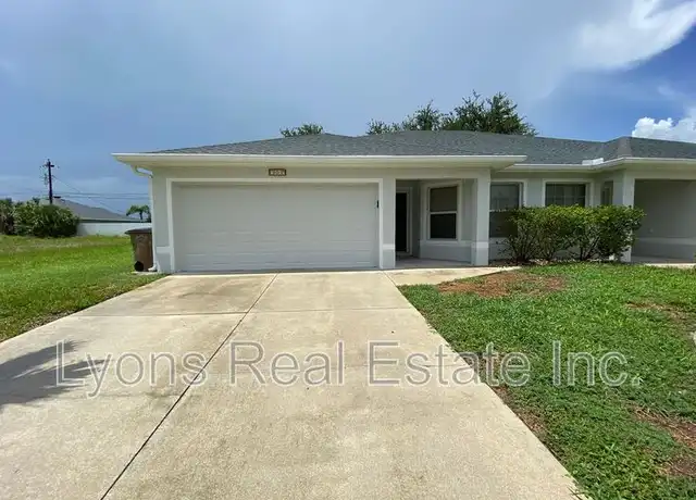 Property at 909 SE 14th St, Cape Coral, FL, 33990, 2 beds, 2 baths, [object Object]