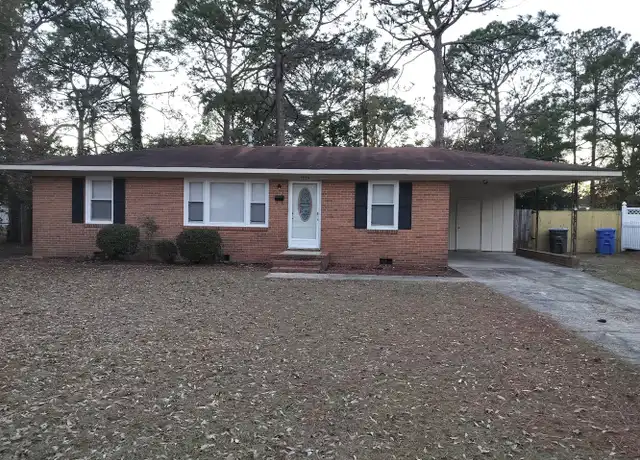 Property at 1934 Roxie Ave, Fayetteville, NC, 28304, 3 beds, 1 bath, [object Object]
