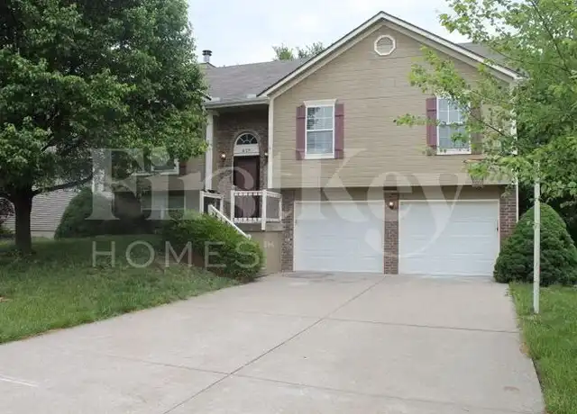 Property at 619 N Crest Dr, Raymore, MO, 64083, 3 beds, 3 baths, [object Object]