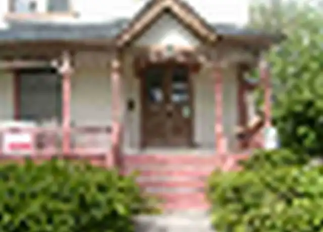 Property at 712 S Burdick St #4, Kalamazoo, MI, 49007, 1 bed, 1 bath, [object Object]