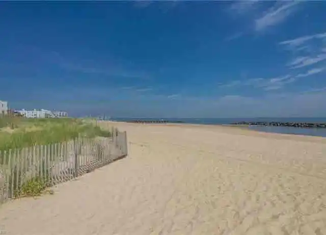 Property at 1423 E Ocean View Ave #21, Norfolk, VA, 23503, 1 bed, 1 bath, [object Object]