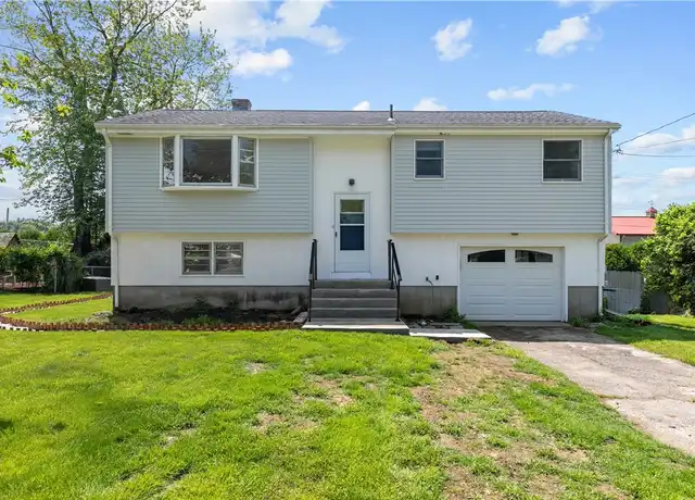 Property at 21 Reardon Dr, Middletown, RI, 02842, 3 beds, 2 baths, [object Object]