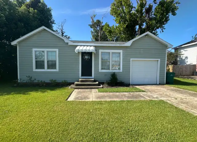 Property at 3509 Maplewood Dr, Sulphur, LA, 70663, 3 beds, 2 baths, [object Object]