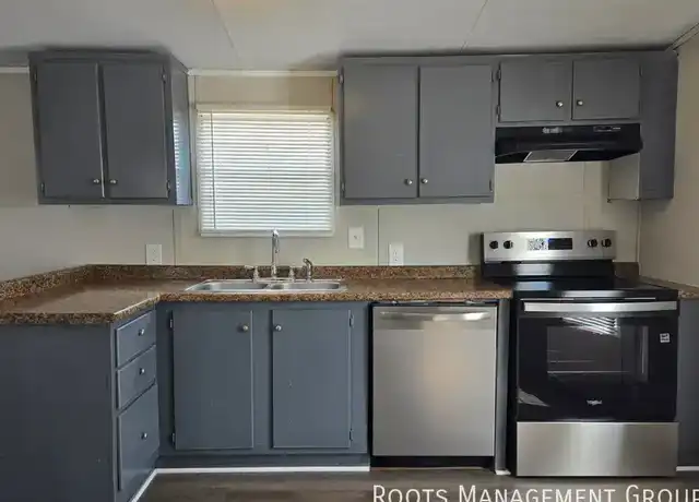 Property at 160 Hawk Dr Unit 160, Elsmere, KY, 41018, 2 beds, 1 bath, [object Object]