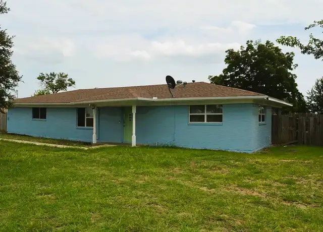 Property at 306 E Cook St, Josephine, TX, 75189, 3 beds, 2 baths, [object Object]