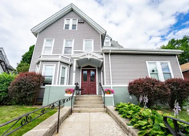 Property at 101 Central Ave Unit 1, Newtonville, MA, 02460, 2 beds, 1 bath, [object Object]