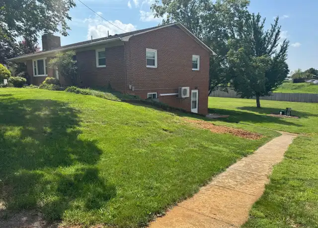 Property at 1175 Hamlet Dr Unit B, Harrisonburg, VA, 22802, 2 beds, 1 bath, [object Object]