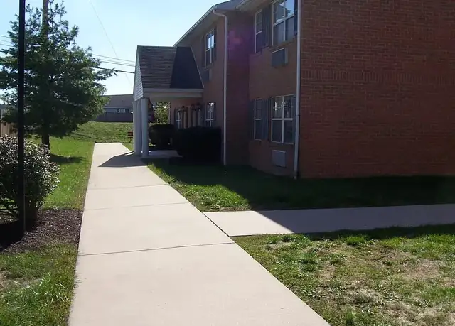 Photo of 11 Advantage Dr, Martinsburg, WV 25404