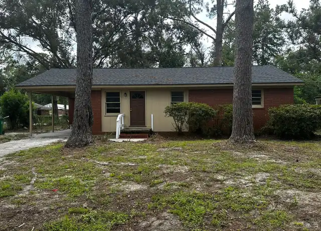 Property at 825 Woodlawn Dr, Valdosta, GA, 31601, 3 beds, 1 bath, [object Object]
