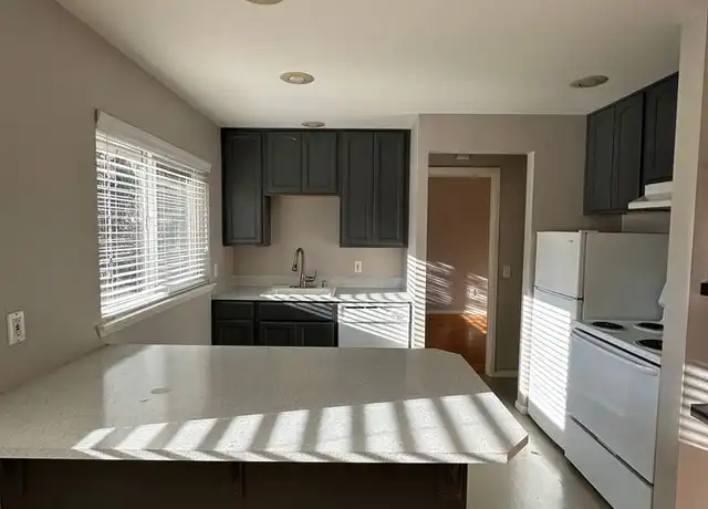 Property at 310 Bellevue Ave E Unit C, Seattle, WA, 98102, 1 bed, 1 bath, [object Object]