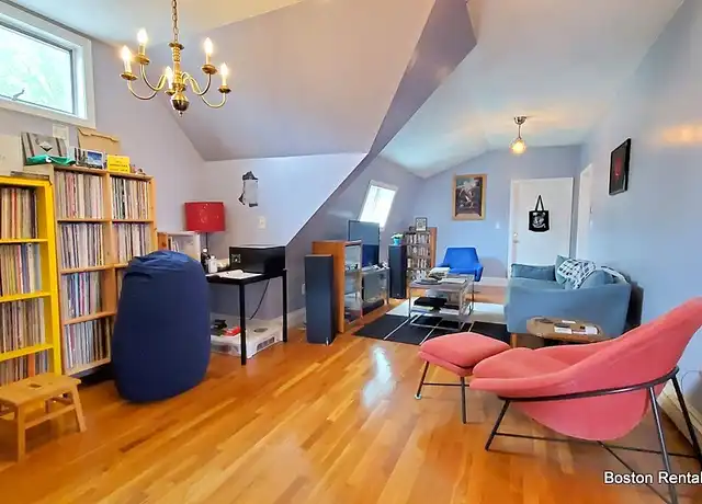 Property at 11 Evergreen Ave Unit 3, Somerville, MA, 02145, 2 beds, 1 bath, [object Object]