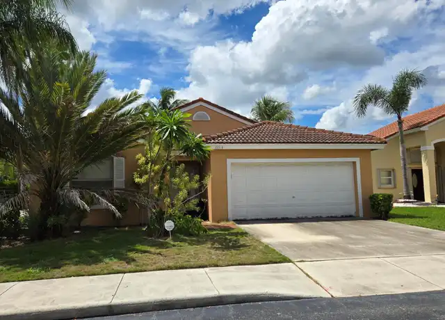 Property at 16514 NW 3rd St, Pembroke Pines, FL, 33028, 3 beds, 2 baths, [object Object]