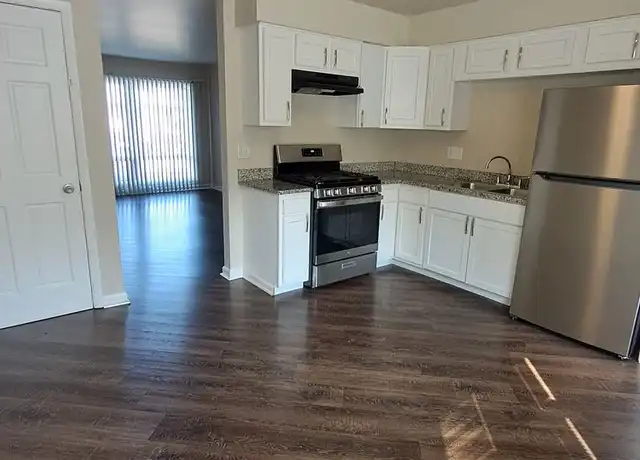 Property at 4211 Middlebury Ave Unit 3, Rockford, IL, 61109, 2 beds, 1 bath, [object Object]
