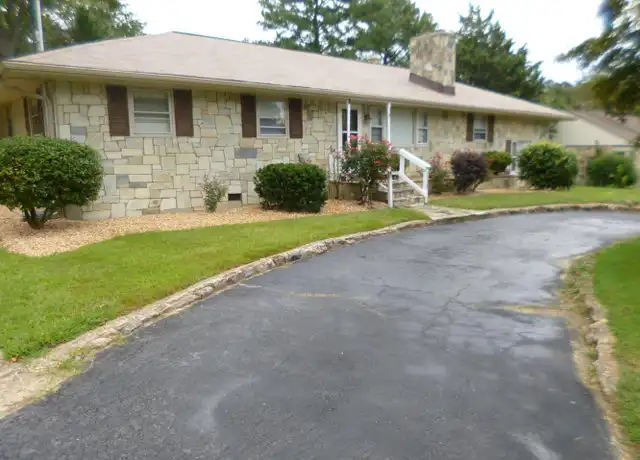 Property at 113 Forest Ave, Fredericksburg, VA, 22401, 3 beds, 2.5 baths, [object Object]