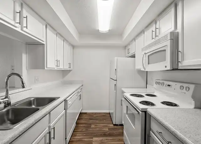 Property at Sundancer Apartments - 400 N 96th Ave, Tolleson, AZ, 85353, 1 bed, 1 bath, [object Object]