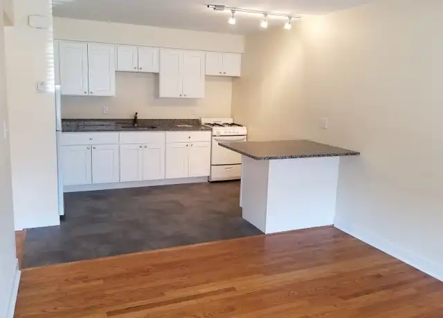 Property at 1441 N Franklin Pl Unit 12, Milwaukee, WI, 53202, 1 bed, 1 bath, [object Object]