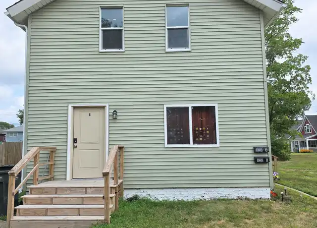Property at 820 Sherman Ave, South Bend, IN, 46616, 2 beds, 1 bath, [object Object]