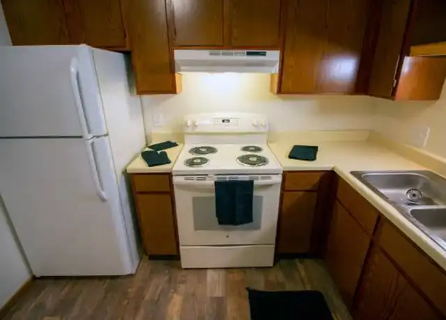 Property at 3931 Coon Rapids Blvd NW Unit 105, Coon Rapids, MN, 55433, 1 bed, 1 bath, [object Object]