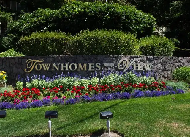 Property at Townhomes with a View - 9840 SE Talbert St, Clackamas, OR, 97015, 1 bed, 1 bath, [object Object]