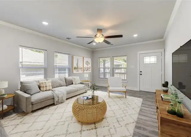 Property at 1112 Panama St, Houston, TX, 77009, 3 beds, 2 baths, [object Object]
