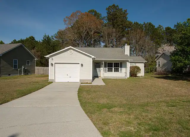 Property at 346 Palamino Trl, Jacksonville, NC, 28546, 4 beds, 2 baths, [object Object]