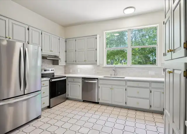 Property at 1700 Patterson Rd, Austin, TX, 78733, 3 beds, 3 baths, [object Object]