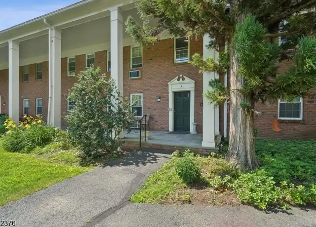 Property at 132 Claremont Rd #14, Bernardsville, NJ, 07924, 1 bed, 1 bath, [object Object]