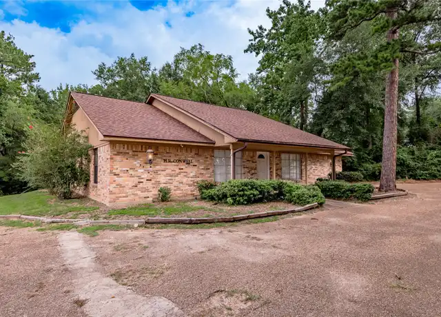 Property at 2800 Lake Rd, Huntsville, TX, 77340, 6 beds, 1.5 baths, [object Object]