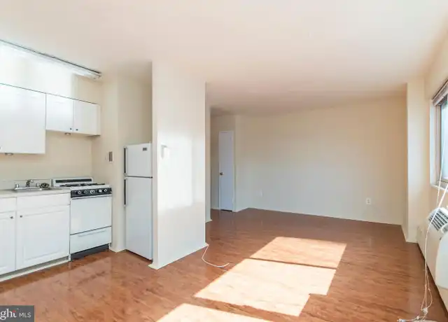 Property at 2101 Chestnut St #1002, Philadelphia, PA, 19103, 0 beds, 1 bath, [object Object]