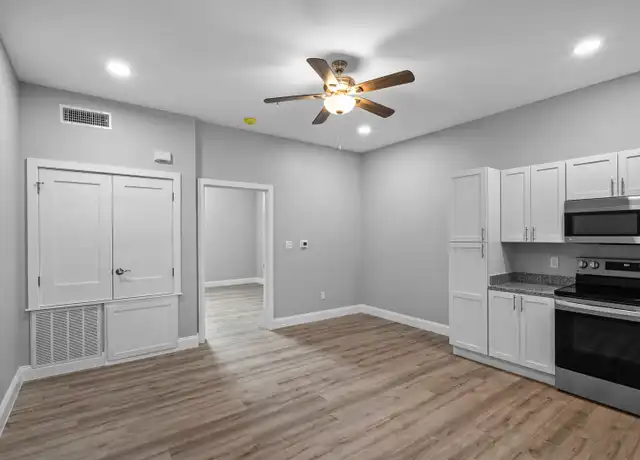 Property at 1800 S Staples St Unit A10, Corpus Christi, TX, 78404, 1 bed, 1 bath, [object Object]