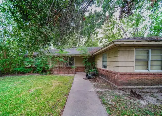 Property at 7018 Alder Dr Unit 1, Houston, TX, 77081, 2 beds, 1 bath, [object Object]