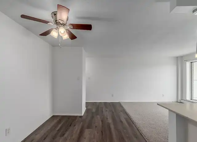 Property at Mark Twain Apartments - 17920 Detroit Ave, Lakewood, OH, 44107, 1 bed, 1 bath, [object Object]