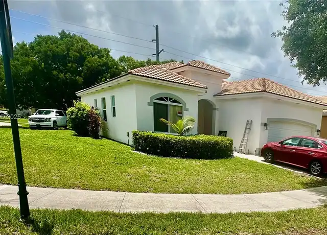 Property at 2240 SE 16th Ave, Homestead, FL, 33035, 3 beds, 2 baths, [object Object]