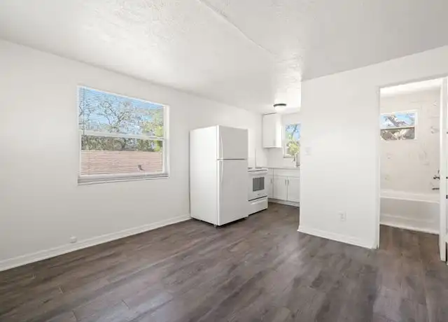 Property at 1908 43rd St S Unit 2, St. Petersburg, FL, 33711, 1 bed, 1 bath, [object Object]