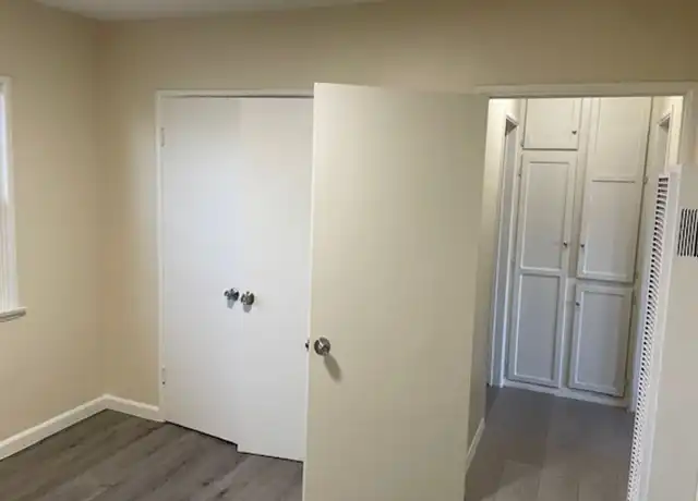 Property at 11419 S New Hampshire Ave Unit 10, Los Angeles, CA, 90044, 1 bed, 1 bath, [object Object]