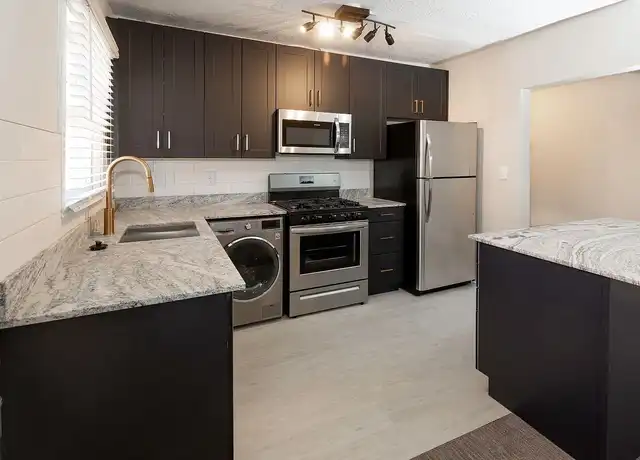 Property at Bigelow Chapman Apartments - 225 S 400 E, Salt Lake City, UT, 84111, 0-1 beds, 1 bath, [object Object]