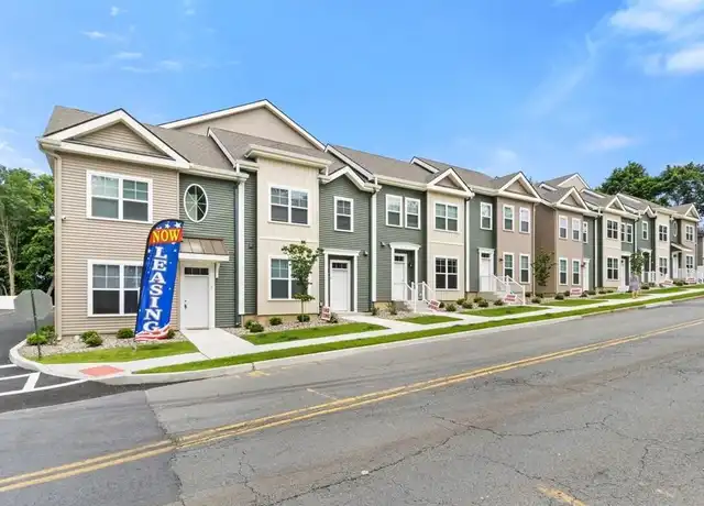 Property at 75 Forester Ave Unit 117, Warwick, NY, 10990, 1 bed, 1 bath, [object Object]