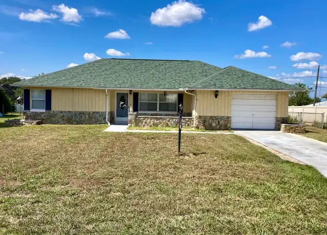Property at 945 W Catbrier Ln, Beverly Hills, FL, 34465, 2 beds, 1.5 baths, [object Object]
