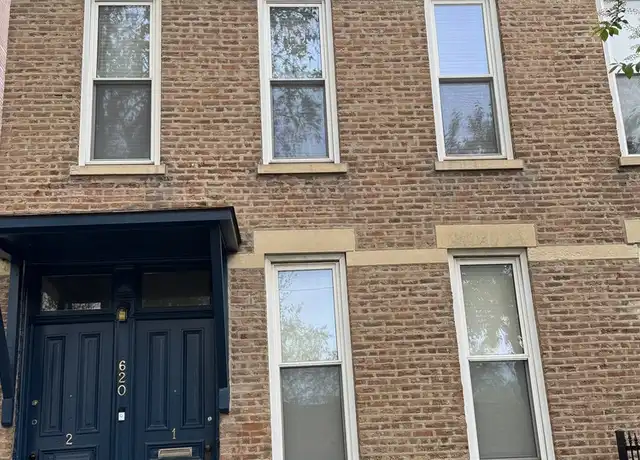 Property at 620 S Oakley Blvd Unit 2, Chicago, IL, 60612, 3 beds, 1 bath, [object Object]