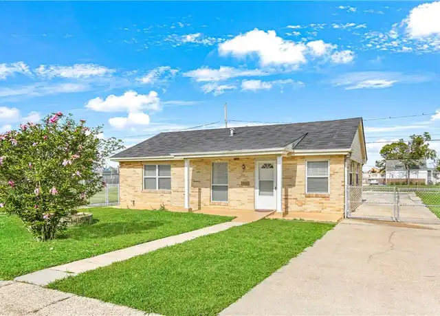 Property at 1900 Schnell Dr, Arabi, LA, 70032, 3 beds, 2 baths, [object Object]