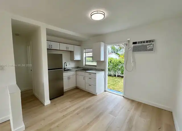 Property at 601 NW 90th St Unit 03, El Portal, FL, 33150, 1 bed, 1 bath, [object Object]