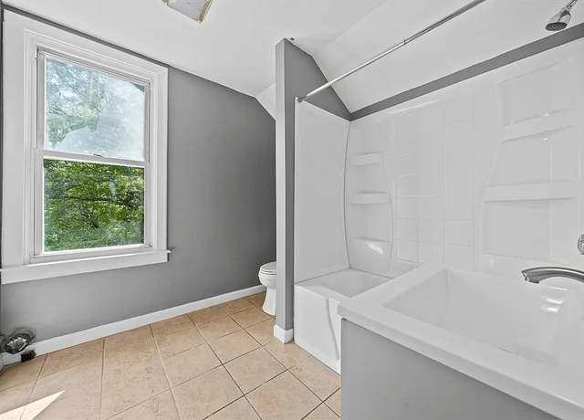 Photo of 84 Tremont St Unit 3, Taunton, MA 02780