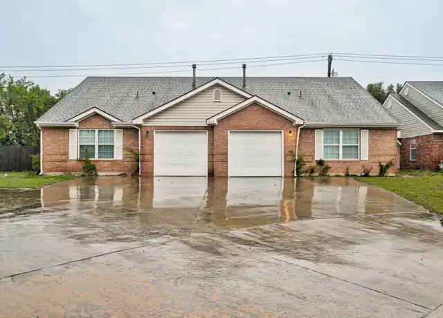 Property at 602 Welston Cir Unit 1, Norman, OK, 73071, 3 beds, 2 baths, [object Object]