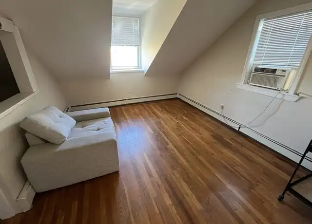 Property at 362 W Fourth St Unit 4, South Boston, MA, 02127, 1 bed, 1 bath, [object Object]