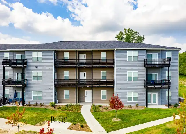 Property at Aspen Grove Apartments - 9451 Vernon Plz, Omaha, NE, 68122, 1-3 bed, 1-2 bath, [object Object]