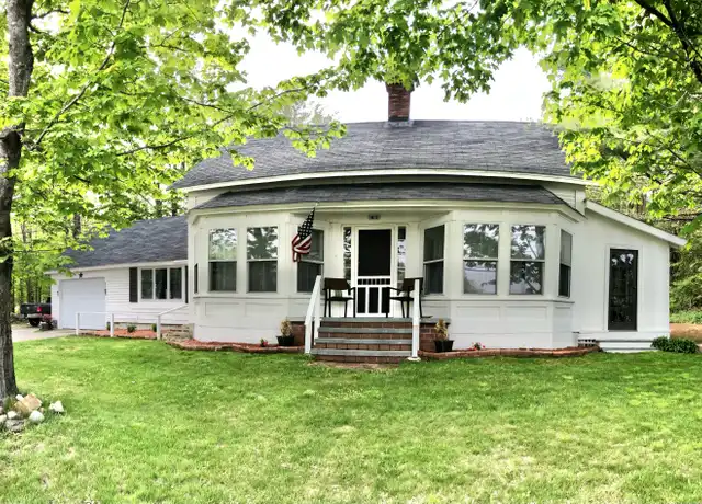 Property at 271 Summer St, Bristol, NH, 03222, 3 beds, 1.5 baths, [object Object]