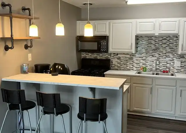Property at 1700 SW 16th Ct Unit A8, Gainesville, FL, 32608, 2 beds, 1 bath, [object Object]