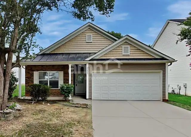 Property at 7423 Mary Jo Helms Dr, Charlotte, NC, 28215, 3 beds, 2 baths, [object Object]
