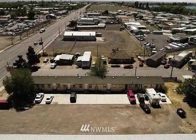 Property at 2016 W Broadway Ave, Moses Lake, WA, 98837, 1 bed, 1 bath, [object Object]