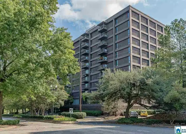 Property at 2717 Highland Ave S #703, Birmingham, AL, 35205, 1 bed, 1 bath, [object Object]